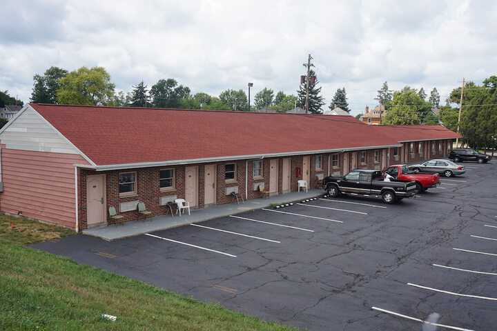 Bellevue Hotel & Suites