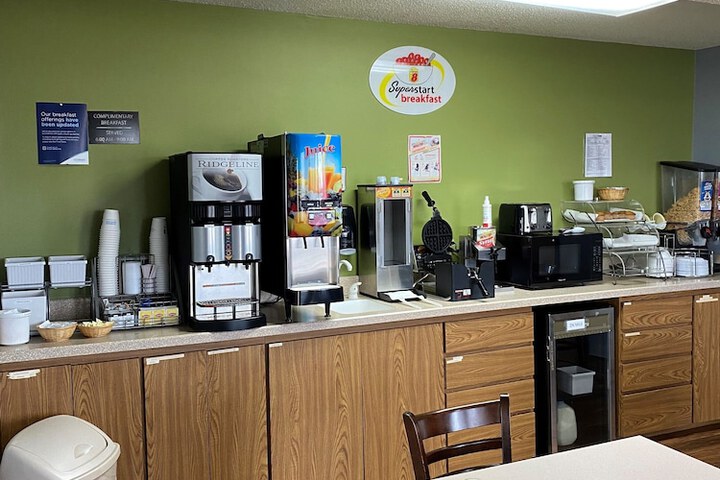 Breakfast/Coffee Service 17 of 18