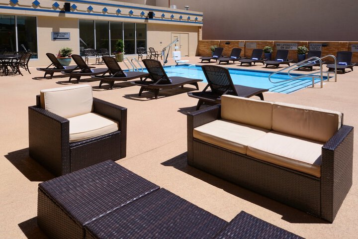 Pool 7 of 55