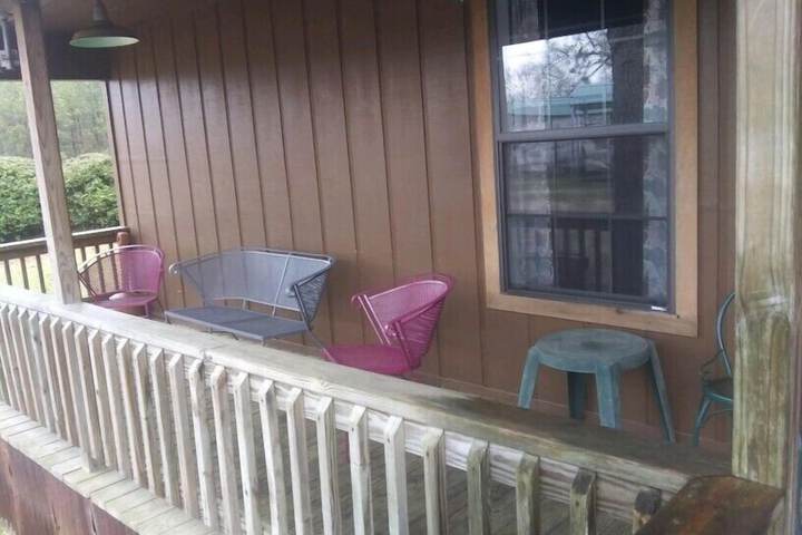 Whispering Creek Lodging & RV Resort