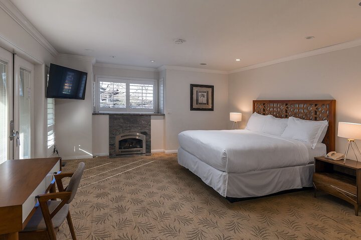 Room 44 of 64