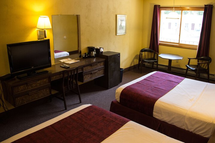 Room 21 of 33