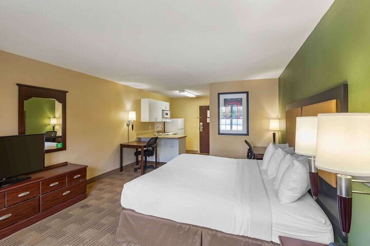 Room 15 of 31