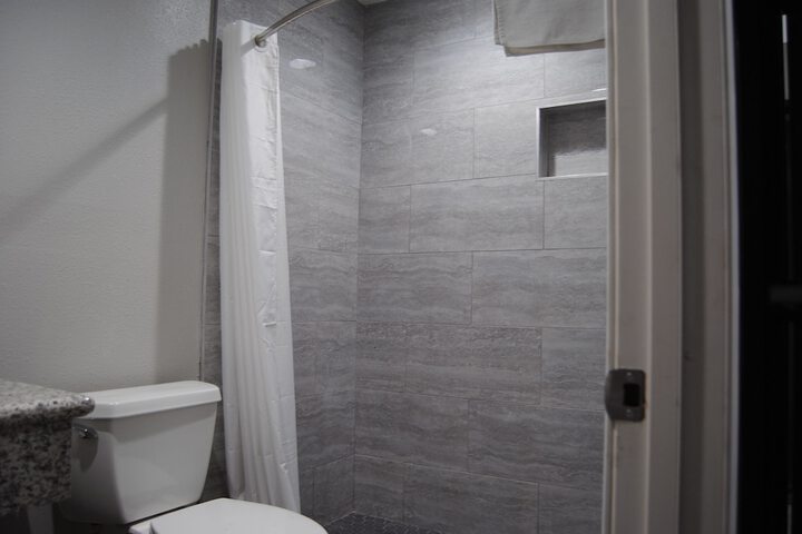 Room 42 of 69