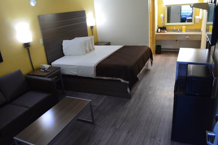 Room 12 of 49