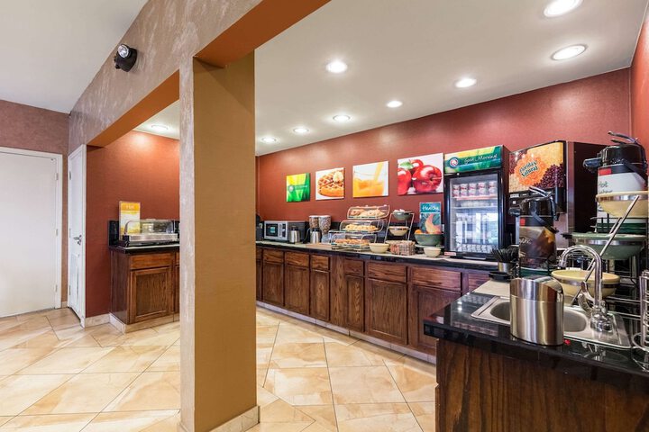 Quality Inn Alexandria