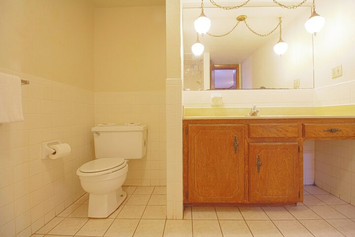 Room 44 of 92