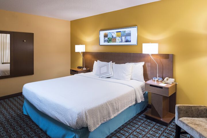 Room 15 of 29