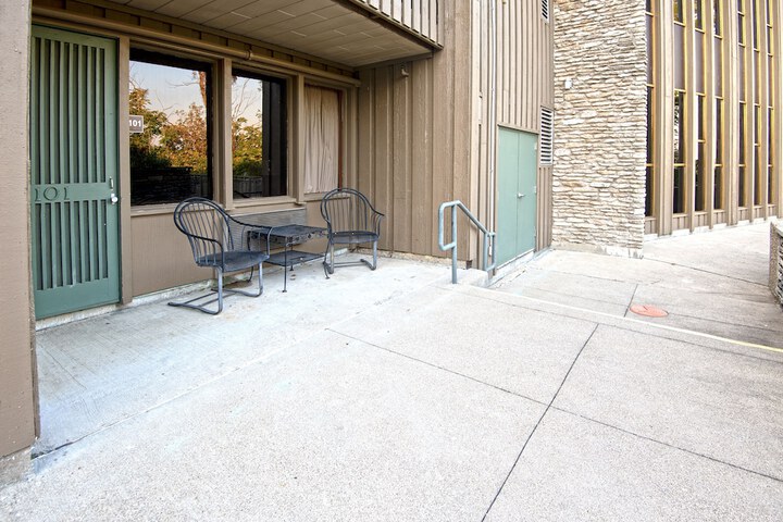 Terrace/Patio 112 of 121