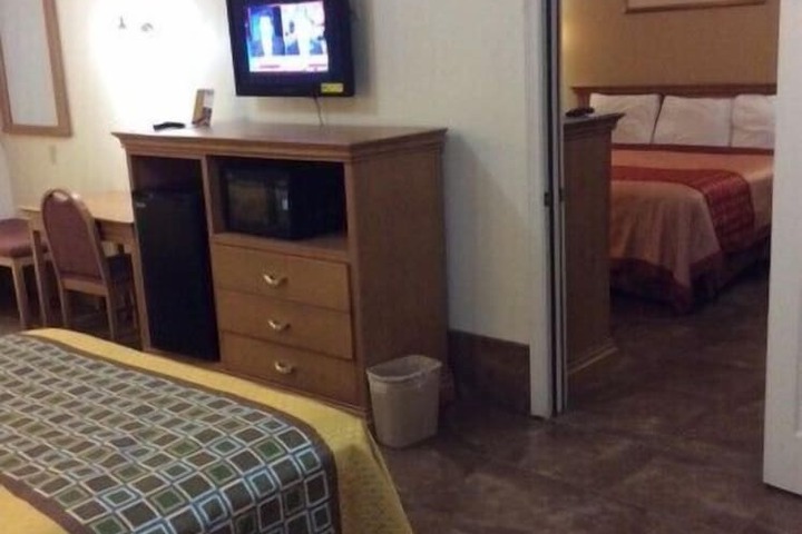 Room 39 of 72