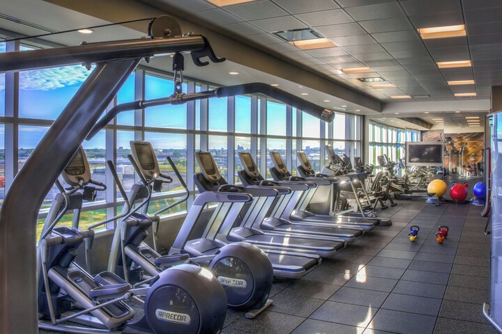 Courtyard by Marriott Winnipeg Airport