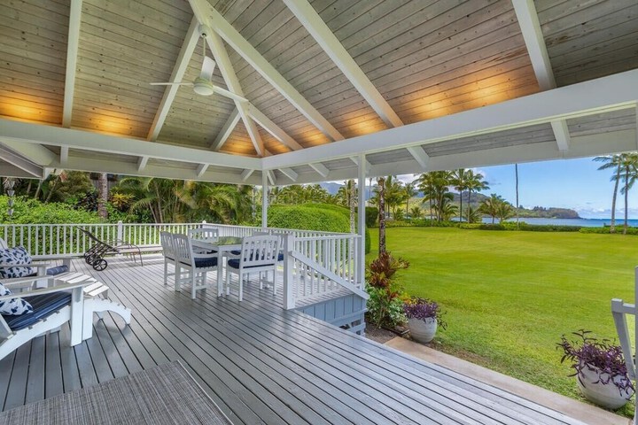 Makana Nui 3 Bedroom Home by RedAwning