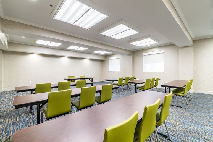 Holiday Inn Express & Suites Fort Worth - Fossil Creek by IHG