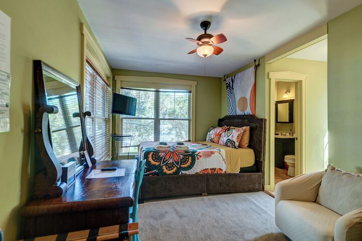 Beachside Boutique Inn – Folly Beach Rooms & Private Cottages