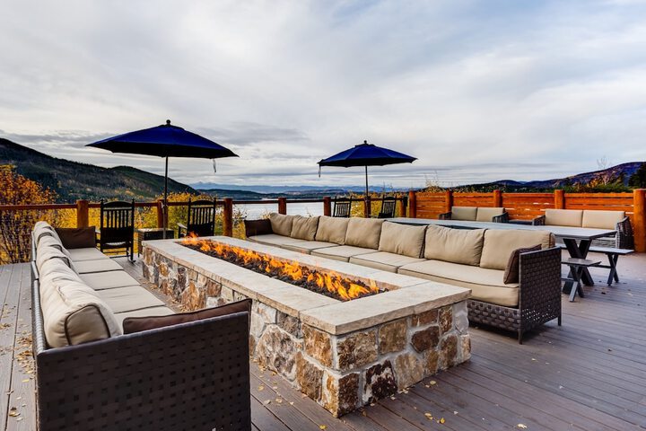 Sundeck 108 of 116