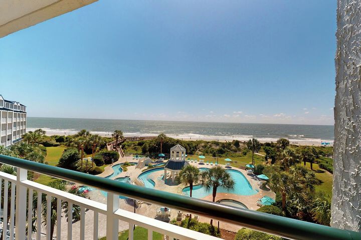Litchfield Beach & Golf Resort