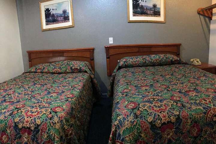 Room 43 of 46