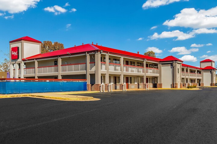 Red Roof Inn & Suites Athens AL