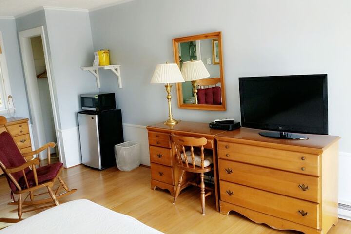 Room 17 of 44