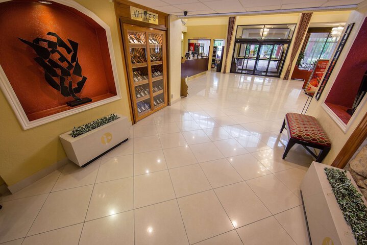Hotel Interior 14 of 76