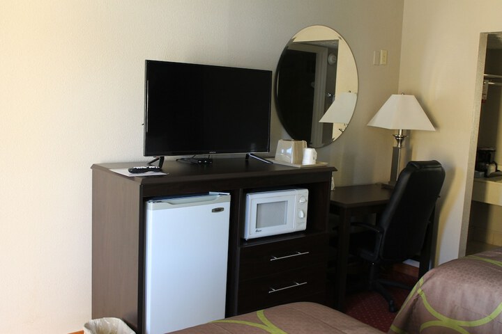 Room 19 of 25