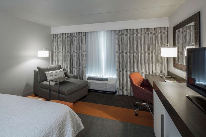 Room 17 of 48