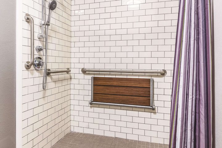 La Quinta Inn & Suites by Wyndham Alexandria Airport