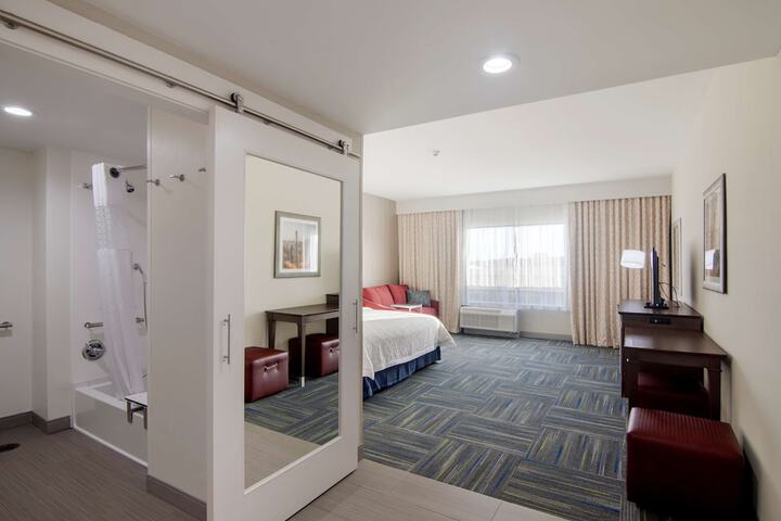 Room 25 of 54