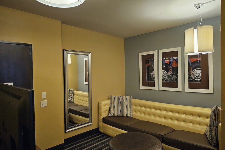 Room 21 of 71