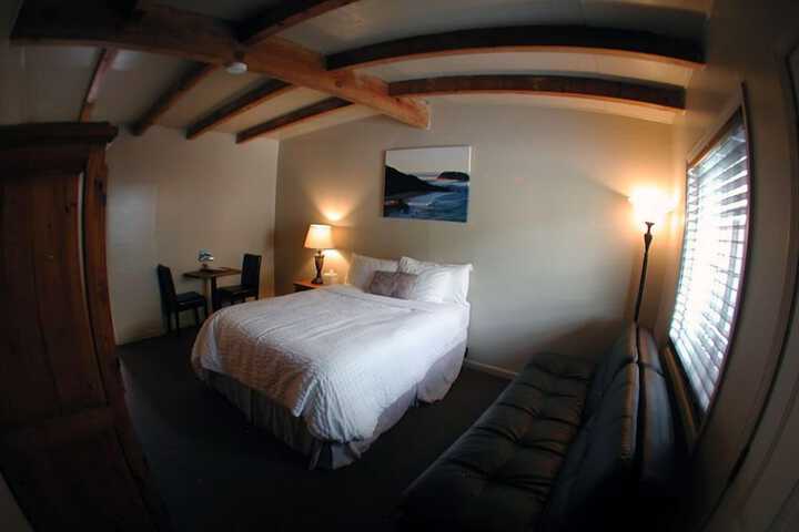 Room 12 of 43