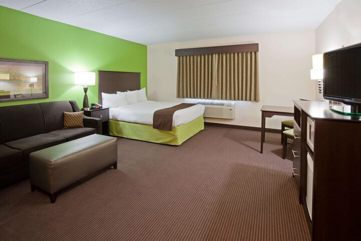 Room 20 of 27