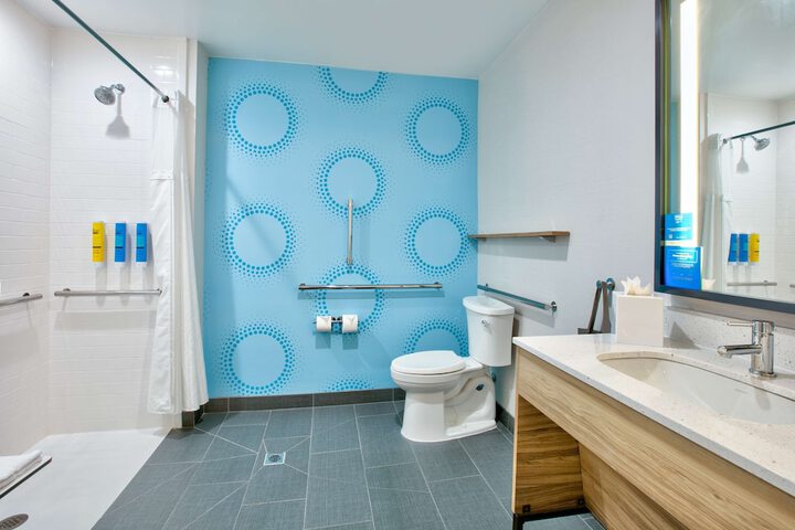 Room 12 of 30