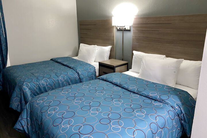 Budget Host Inn