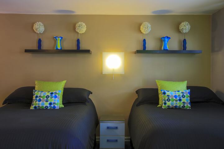 Room 82 of 168