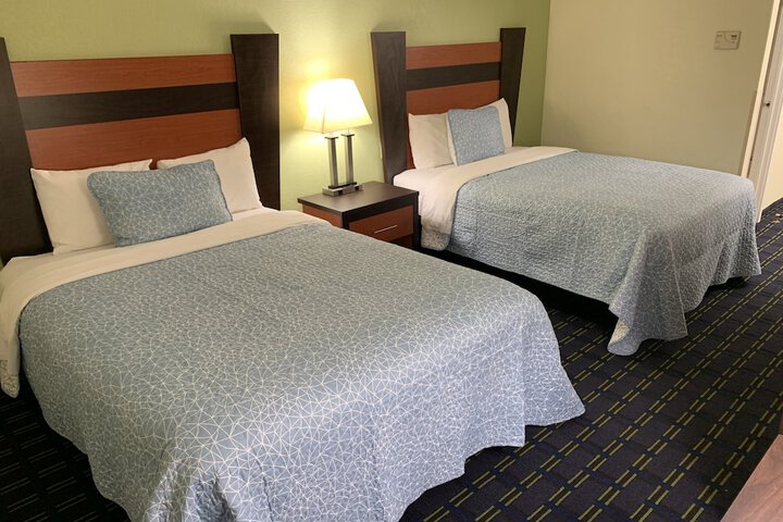 The Mariner Resort Cape Cod by The Red Collection