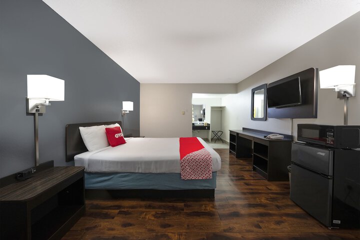 Room 47 of 103