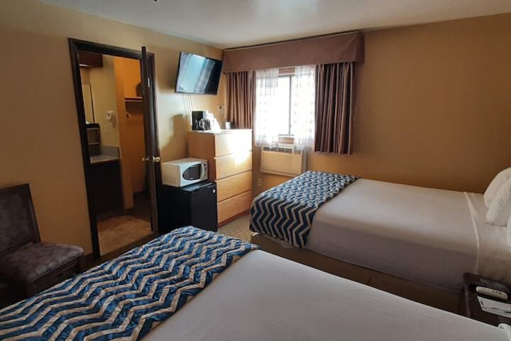 Room 15 of 28