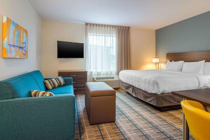 Room 14 of 28