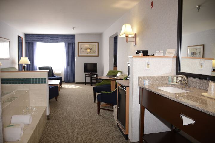 Room 47 of 68