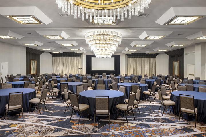 DoubleTree by Hilton Philadelphia Center City
