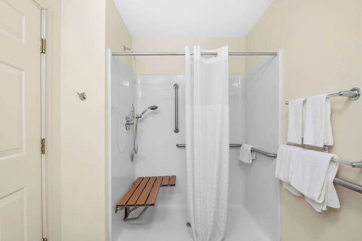 Quality Inn Queensbury - Lake George Area