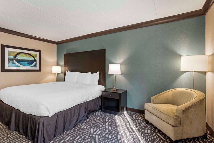 Kingston Regency Inn