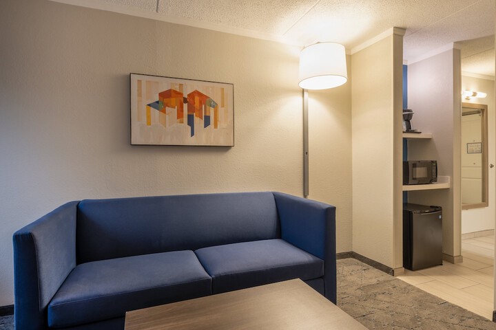 Room 14 of 56