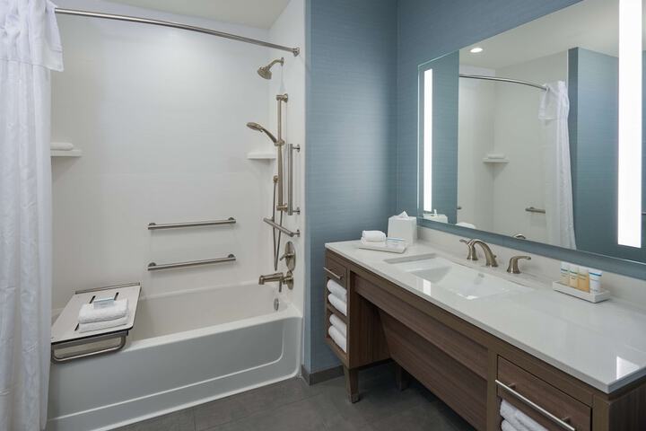 Home2 Suites by Hilton Pompano Beach Pier