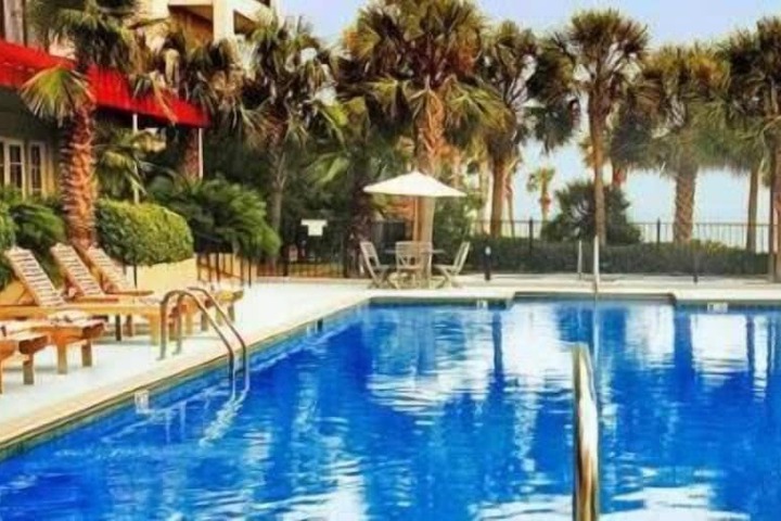 Harborside at Charleston Harbor Resort and Marina