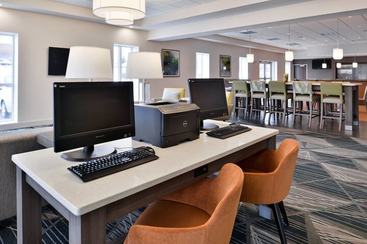 Holiday Inn Hotel & Suites Rochester - Marketplace by IHG