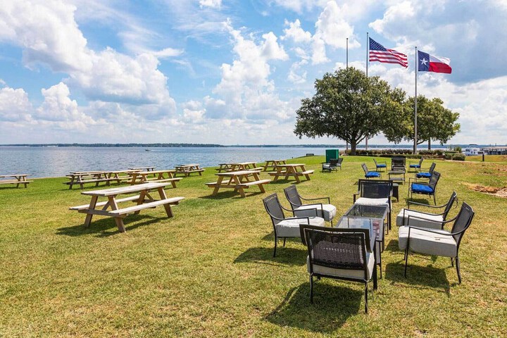 Well-appointed Montgomery Home w / Fenced Yard
