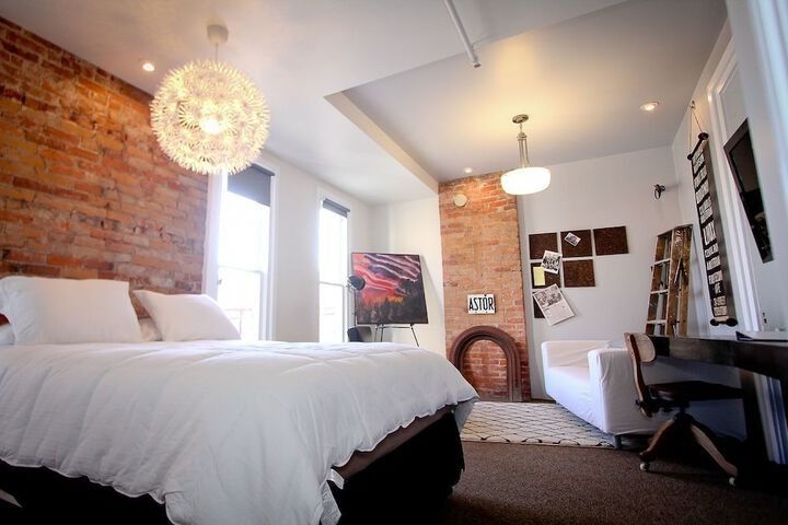 Room 20 of 32