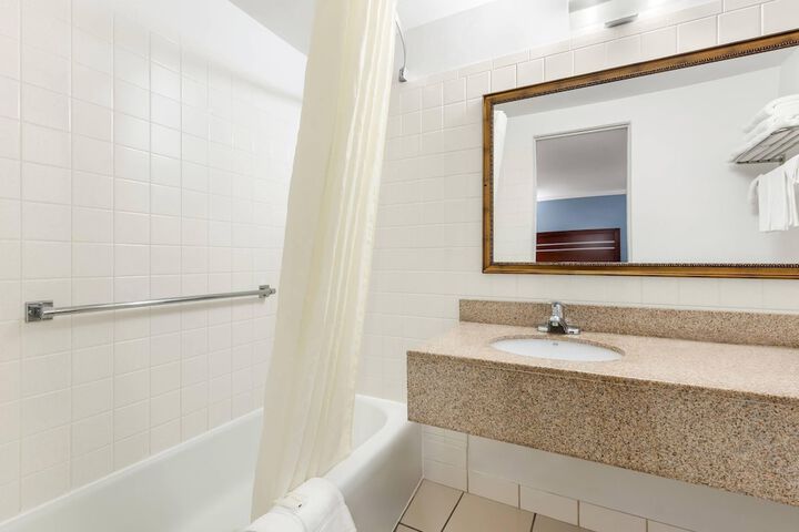 Econo Lodge Palmyra - Hershey