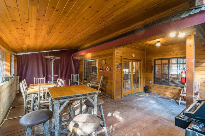 Rock Front Lodge